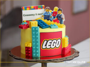 Детский торт по форме Lego